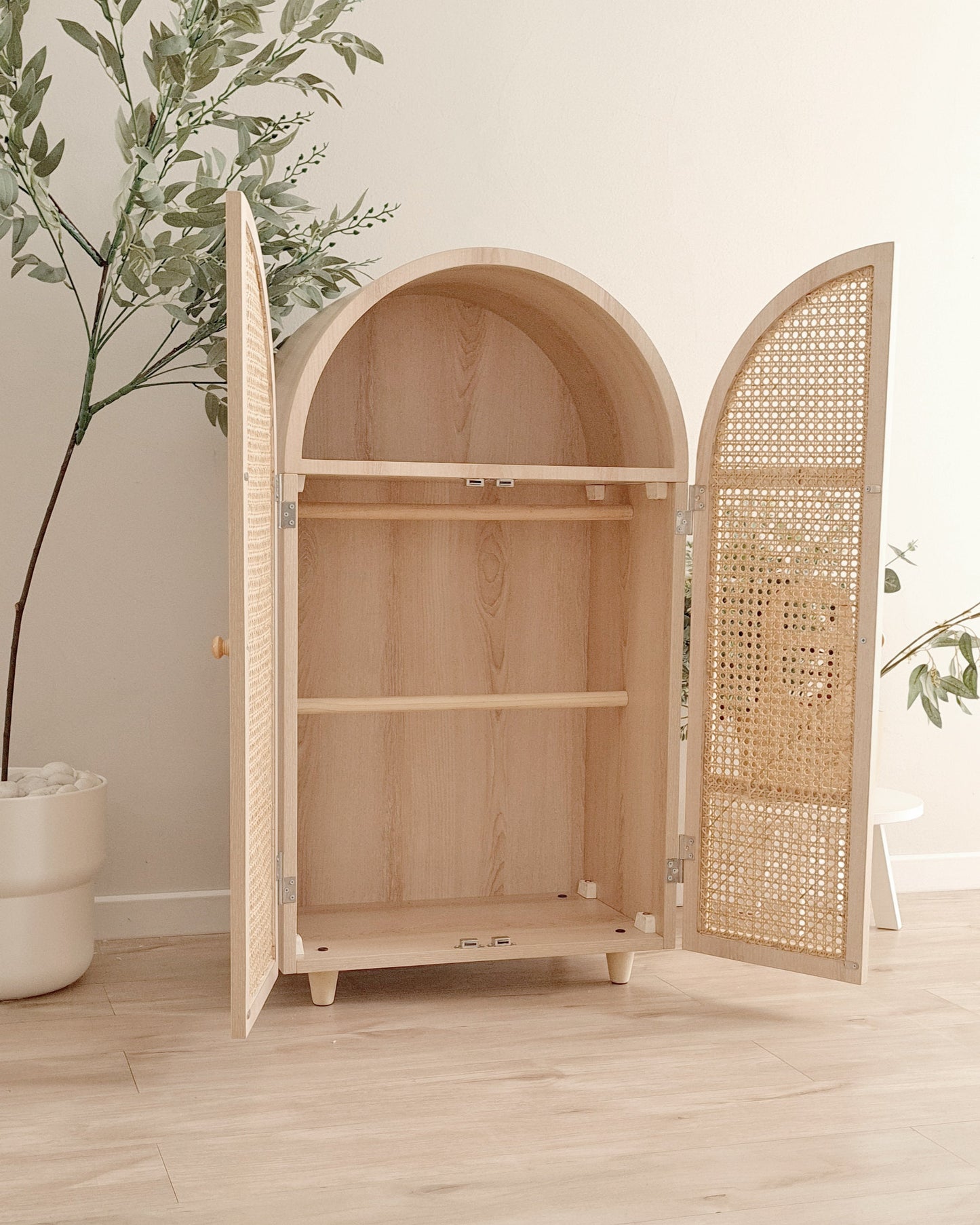 Rattan Wardrobe (Curved)
